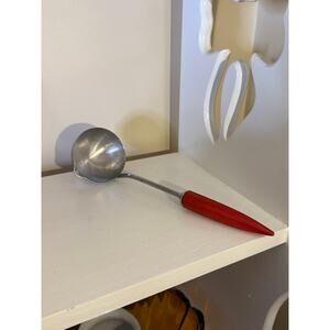 Androck Red Bakelite Bullet Handle Side Spout Ladle Vintage Mid-century Retro